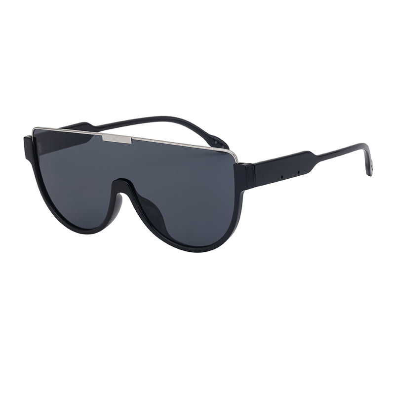 Black Classic Sunglasses